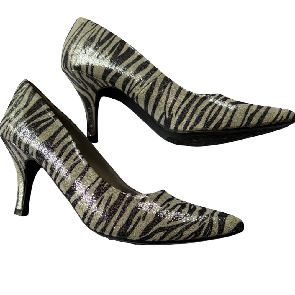 Maurices Womens Zebra Print Pointed Toe Pumps Metallic Silver Black Heels Size 8